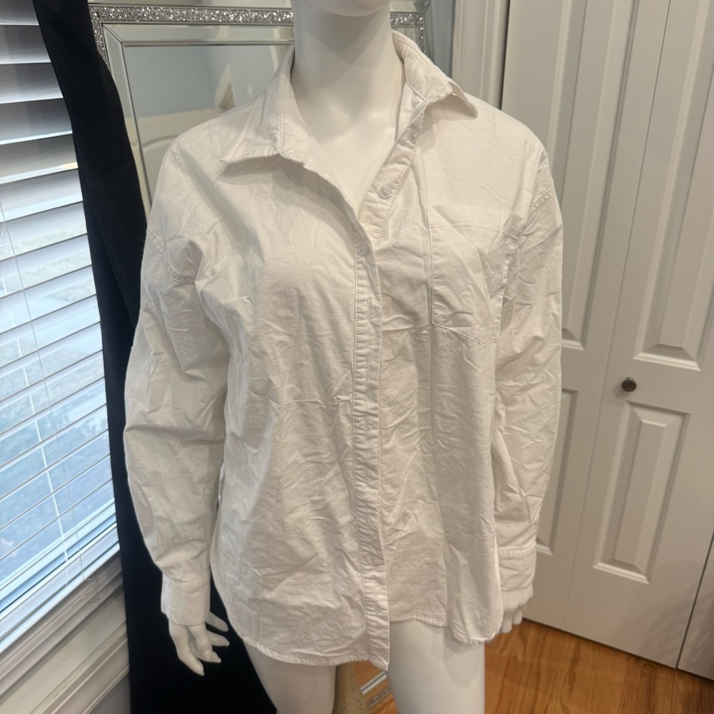 Holley Girl White Button-Up Blouse